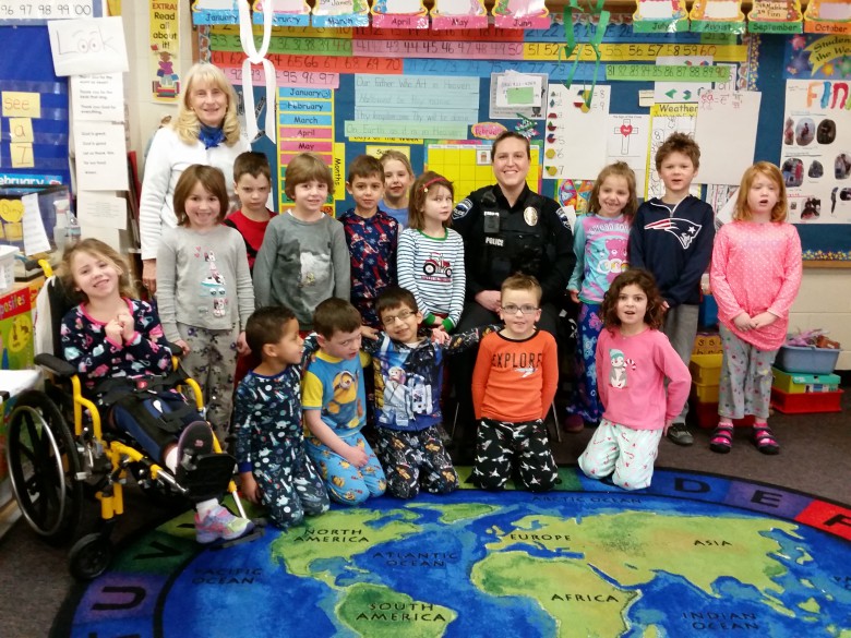 Burlington Police Department Visits Kindergarten